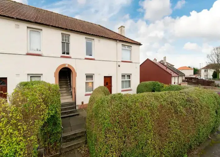 Pass The Keys Spacious Murrayfield Flat