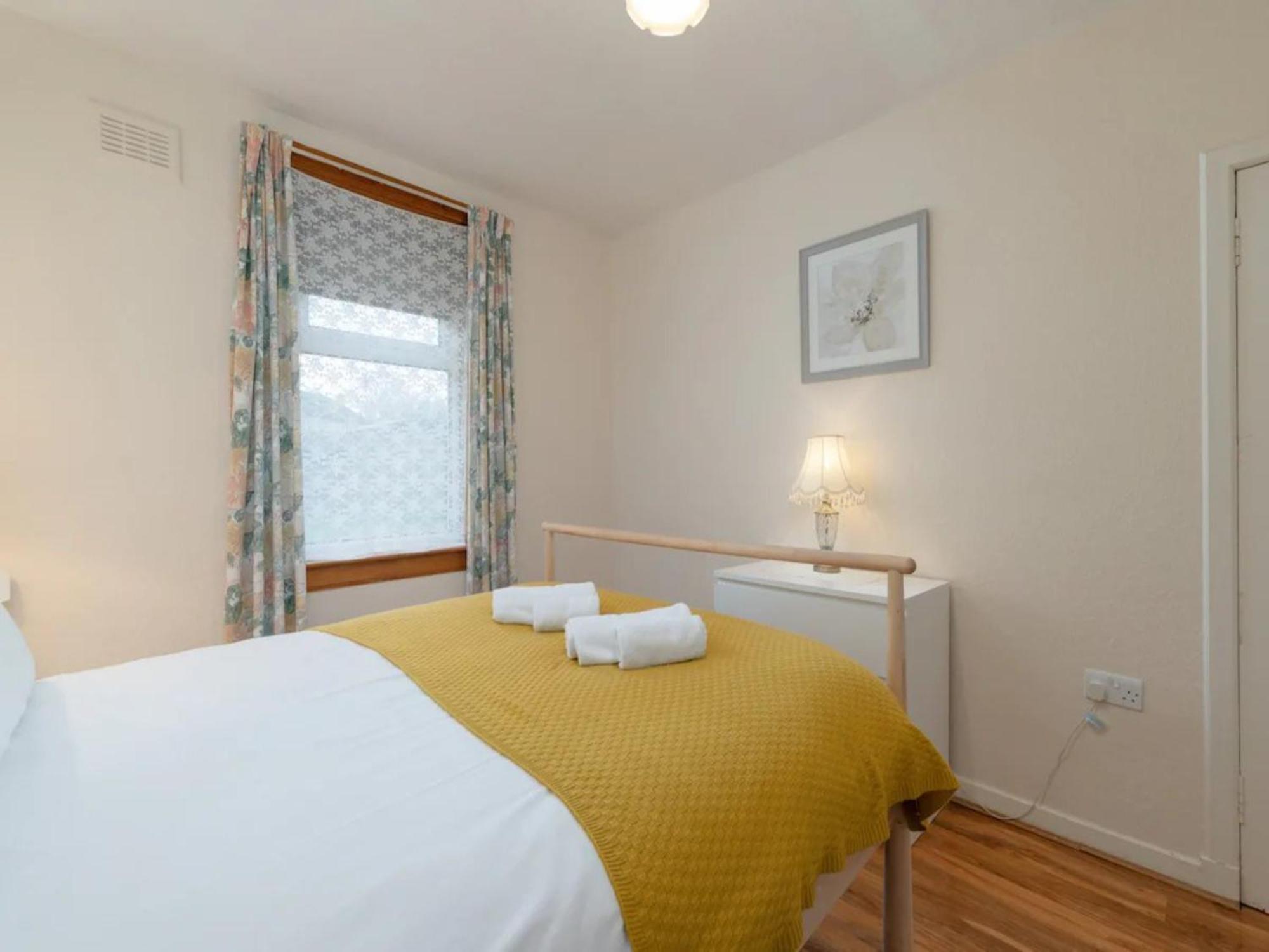 Pass The Keys Spacious Murrayfield Flat * Edinburgh