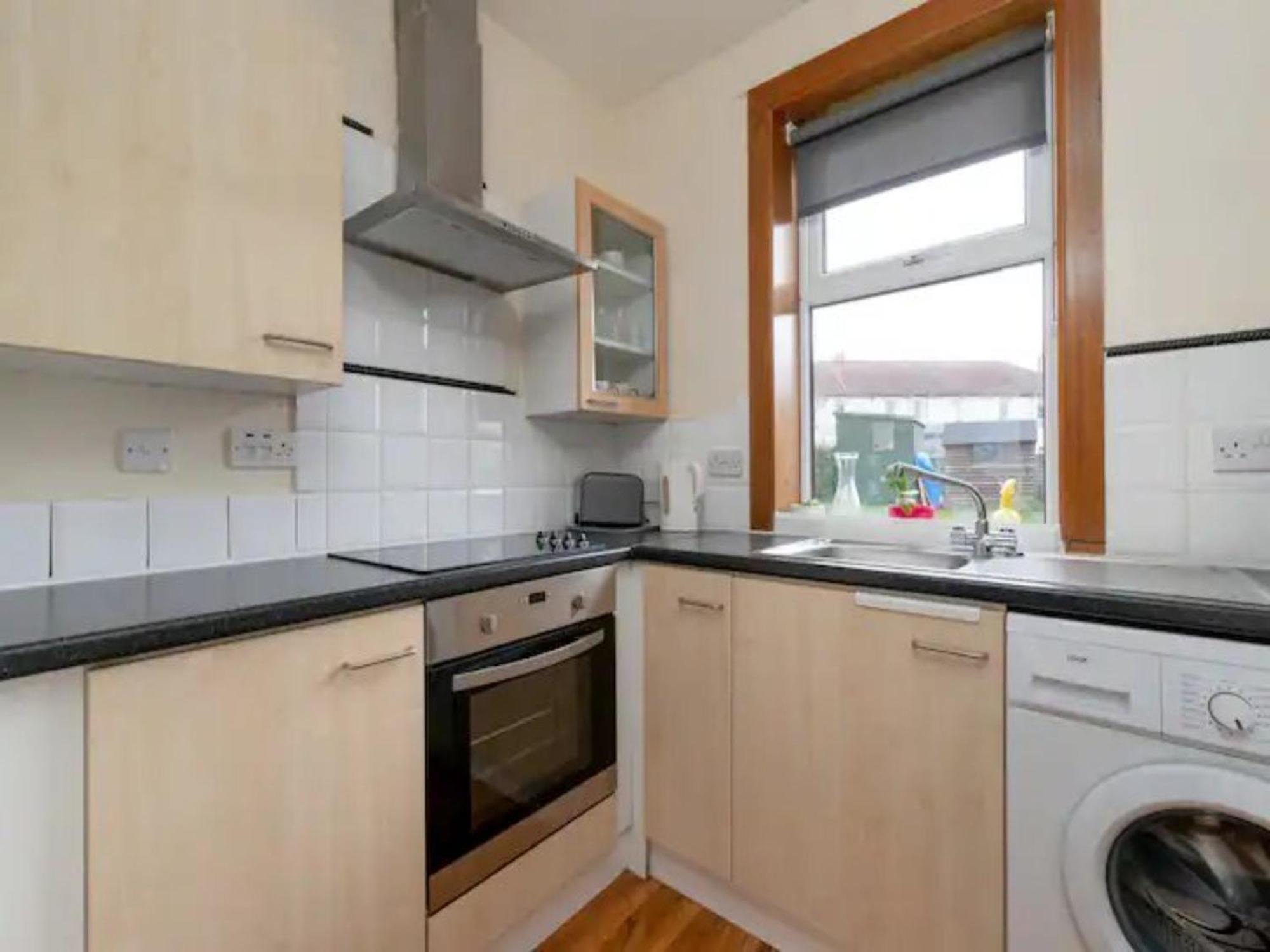 Pass The Keys Spacious Murrayfield Flat Holiday home