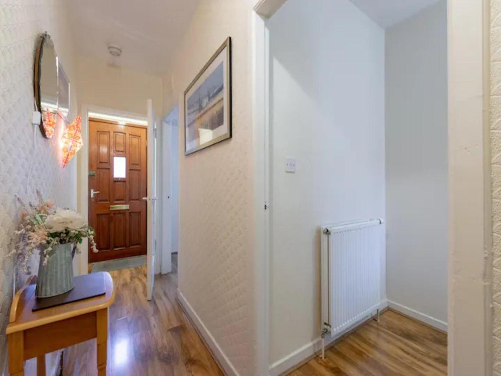 Pass The Keys Spacious Murrayfield Flat *